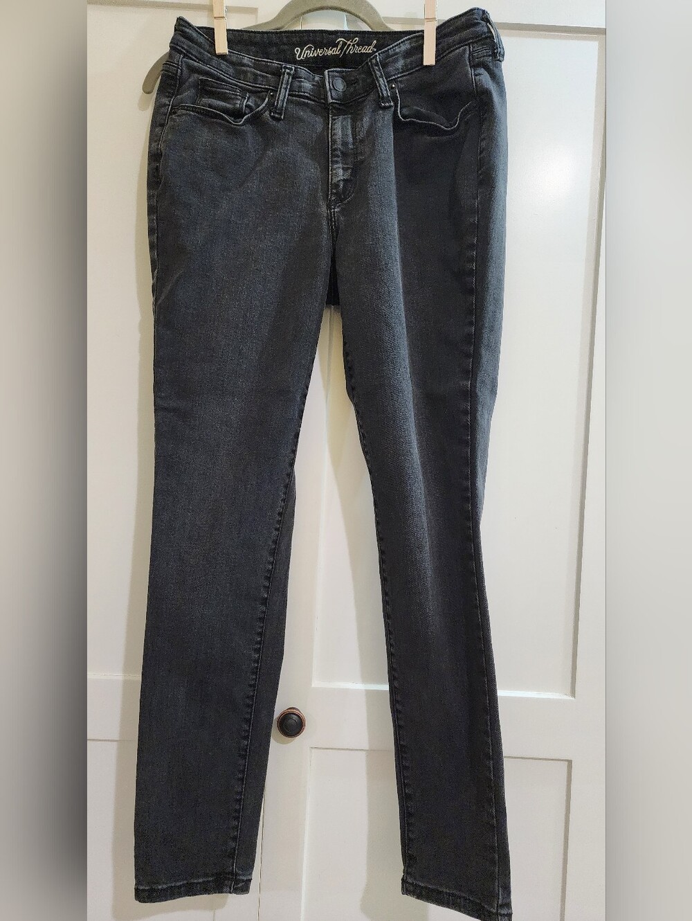 Universal Thread Charcoal Black Skinny Jeans